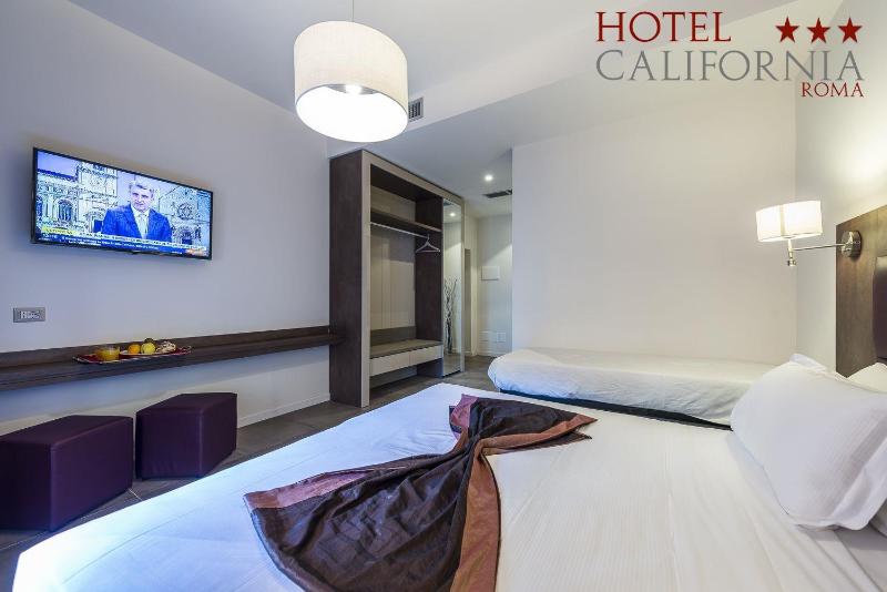 Superior Triple Room image 2