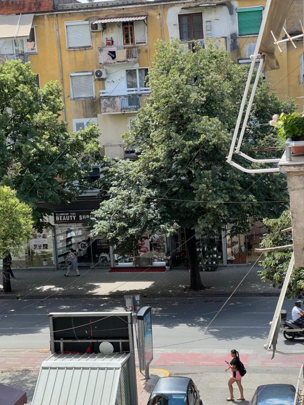 Tirana Blloku apartment - image 3