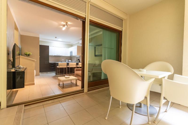 One-Bedroom Apartment with Patio image 2