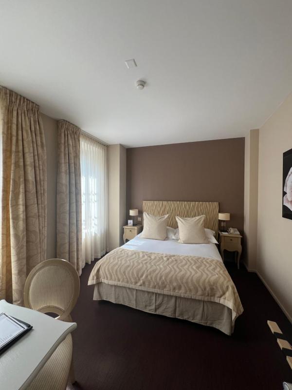 Single Room image 1