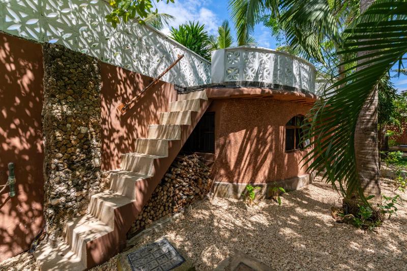 Villa SeaRender - A luxury Swahili-style coastal home - image 10