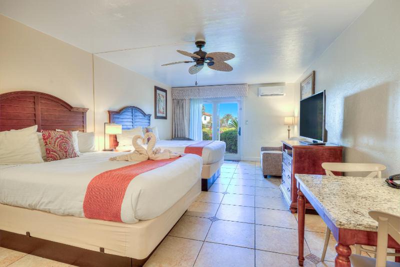 Queen Room with Two Queen Beds - Patio image 1