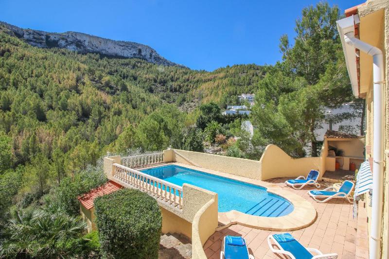 Two-Bedroom Villa image 2