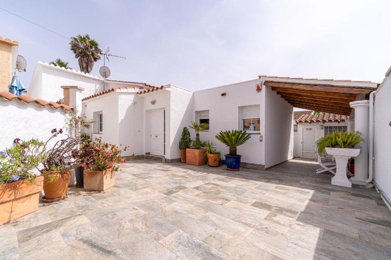 Apart-rent Casa Alberes 0080 con piscina - image 45
