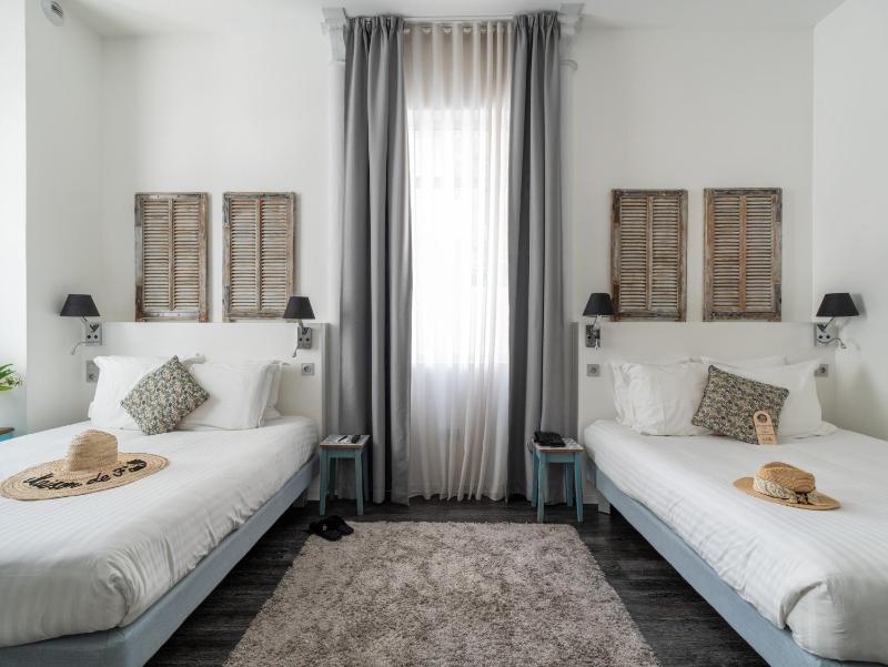 Family Room Ground Floor image 4