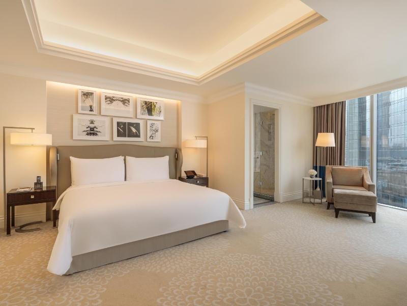 Grand Suite image 4