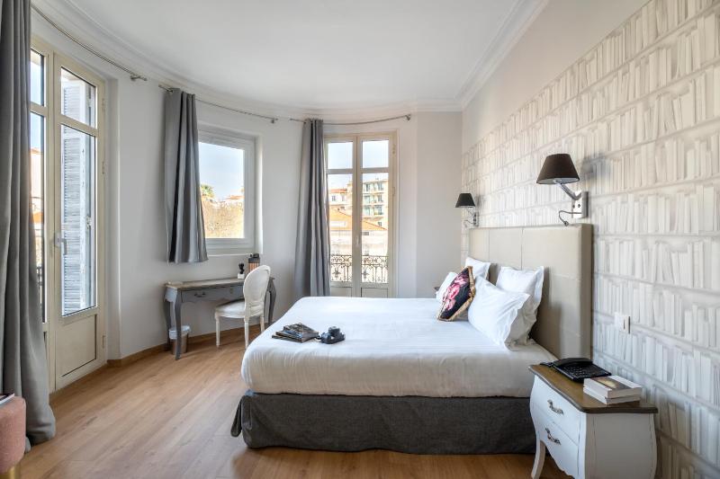Executive Double Room image 1