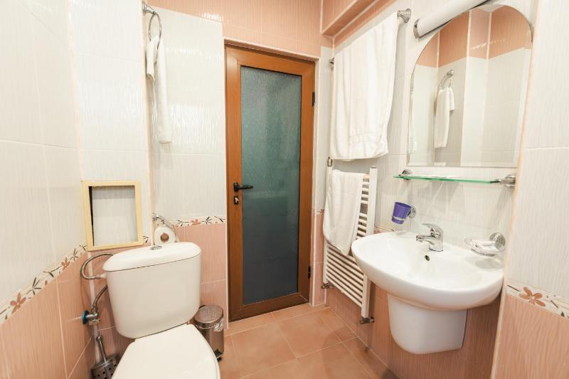 Suite with Balcony (6 Adults) image 4