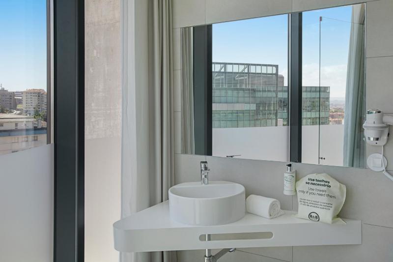 B&B HOTEL Porto Gaia - image 21