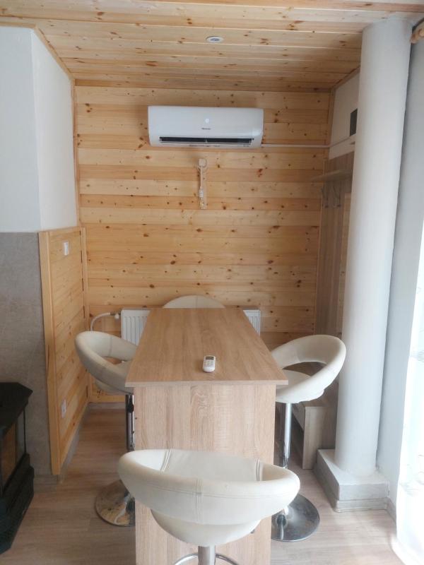 Apartment with Balcony image 3