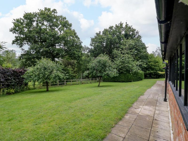 Quill Farm Barn - image 12