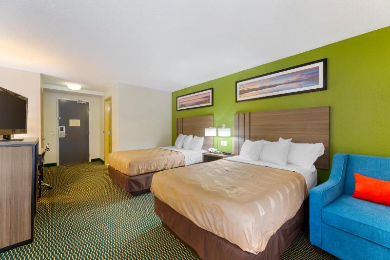 Double Room with Two Double Beds - Non-Smoking image 2