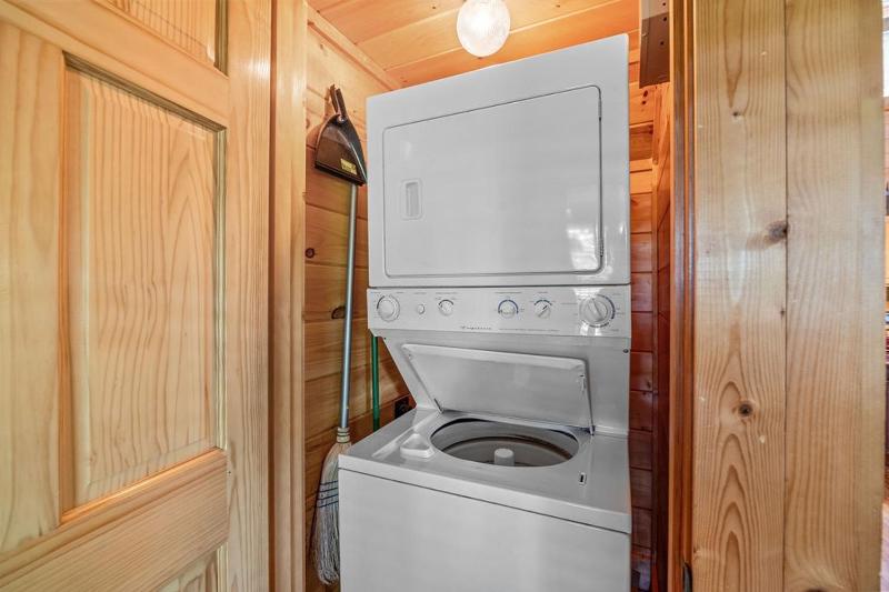 Deluxe Mountain Cabin in Bear Creek Crossing Resort - image 11