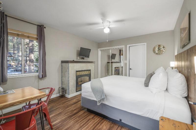 Classic Single Room image 4