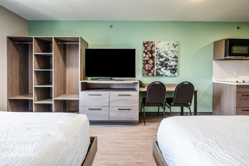 Suite with Two Queen Beds - Non-Smoking image 2