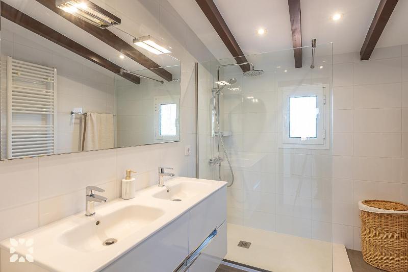 Villa Saler by Abahana Villas - image 22