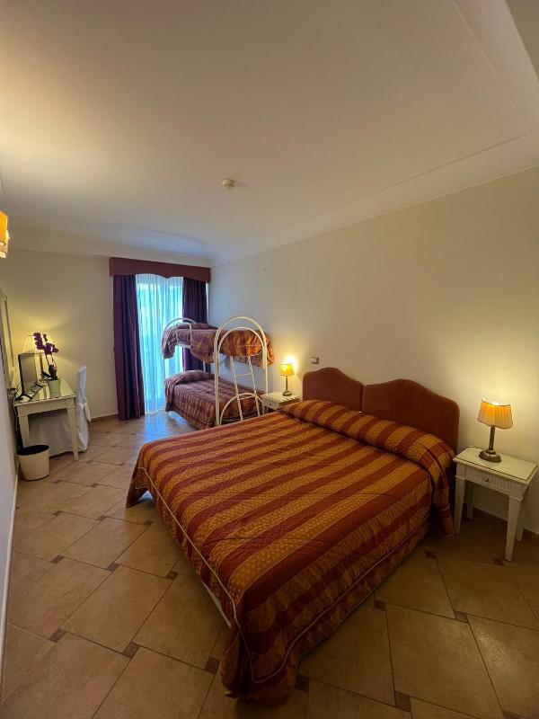 Hotel La Vue d'Or - image 41