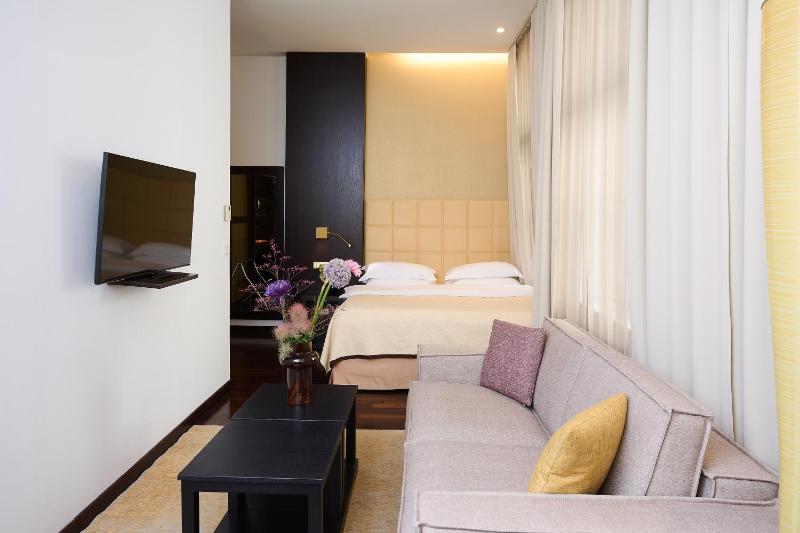 Standard Studio image 1