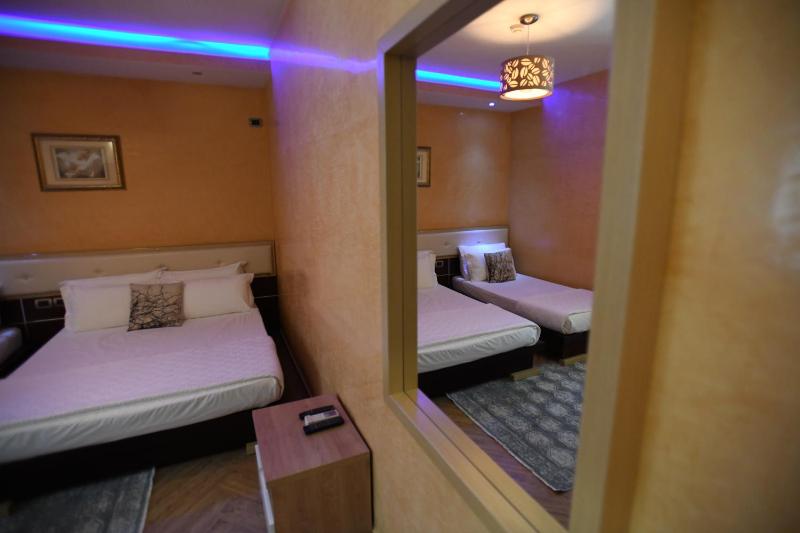 Triple Room image 4
