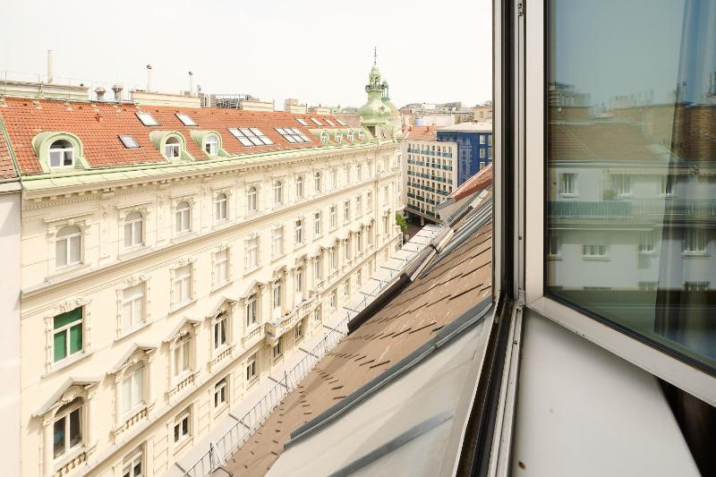 Duplex Apartment image 4