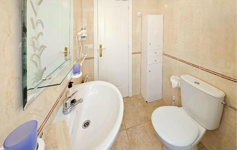 Two-Bedroom Holiday Home image 2