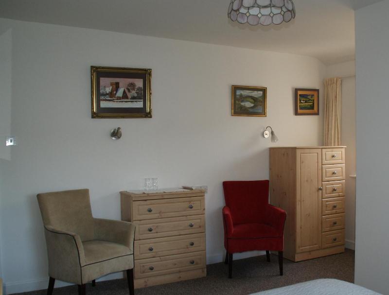 Deluxe Double Room image 4
