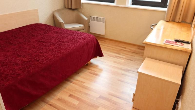 Double or Twin Room image 4