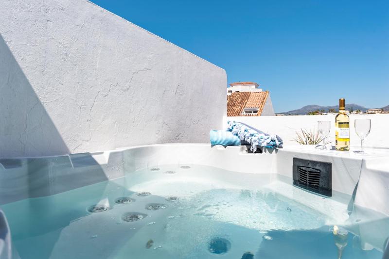 Lovely penthouse by Costarentals - Ref M15 - image 45