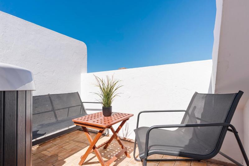 Lovely penthouse by Costarentals - Ref M15 - image 41
