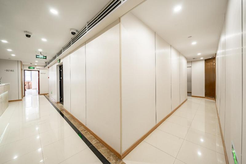 Denpa Inn - The Bund East Nanjing Road - image 13