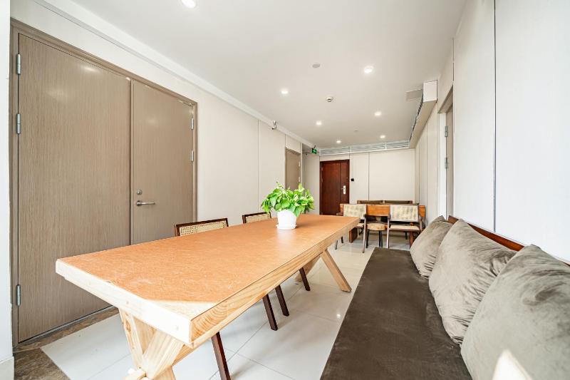 Denpa Inn - The Bund East Nanjing Road - image 15