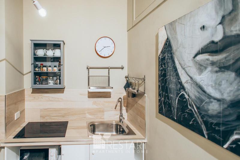 Superior One-Bedroom Apartment - Via Capo D'Africa 50 image 1