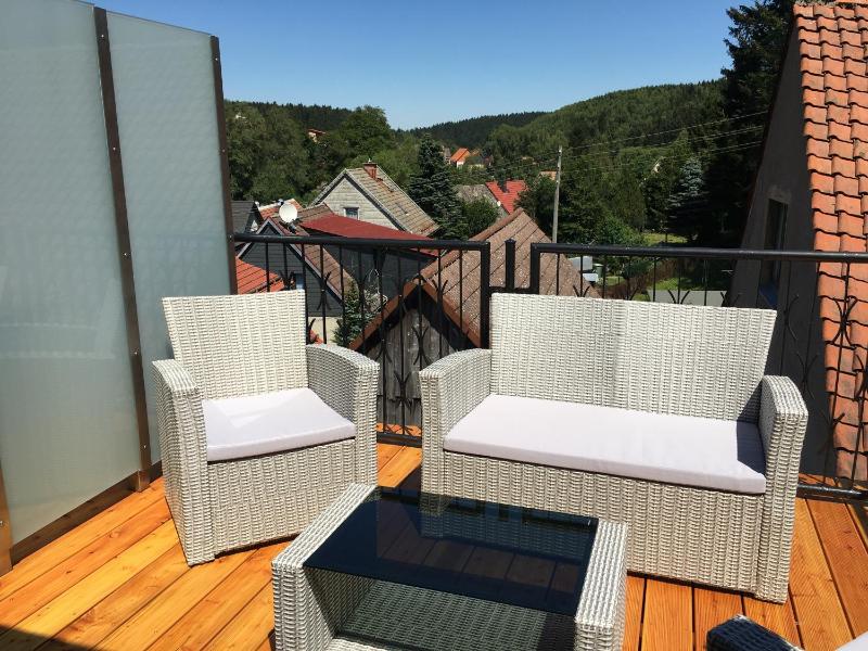Triple Room with Balcony image 4