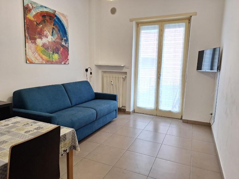Melibi - Re Lear Apartments - image 2