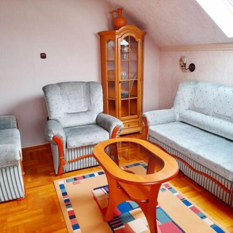 Apartment image 3