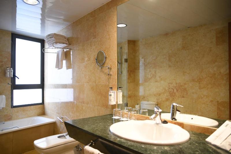 Triple Room image 2