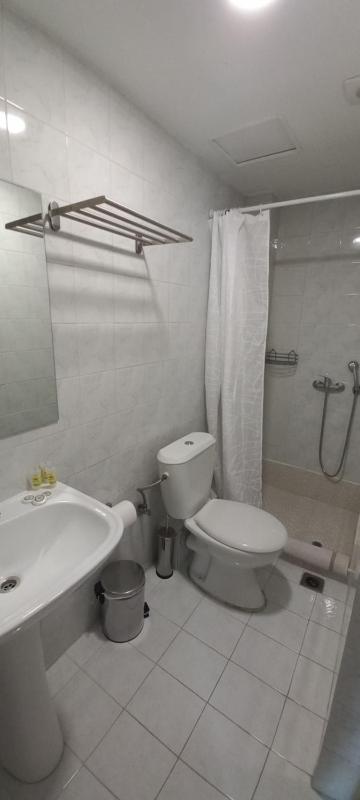 Basic Triple Room image 2