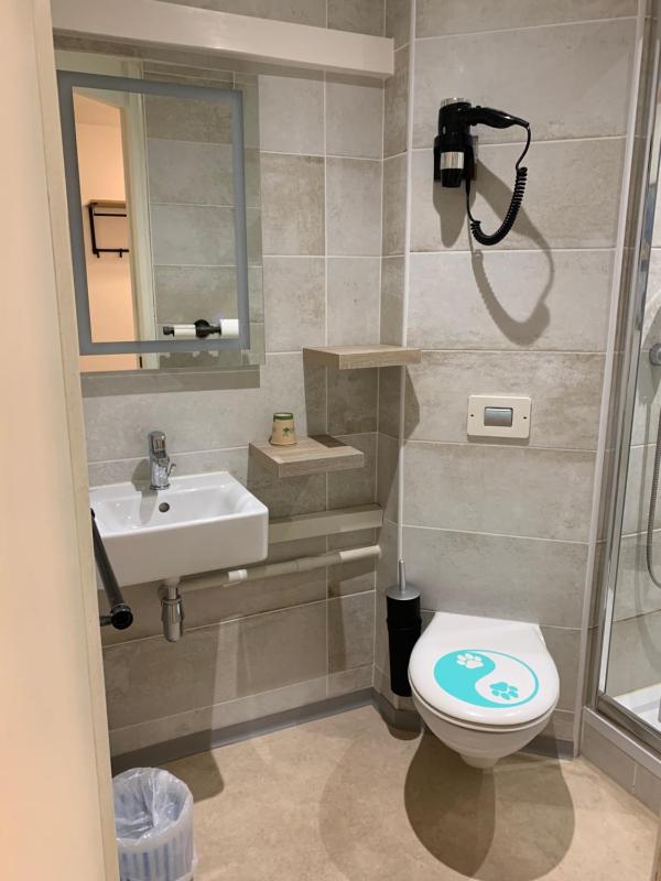 Comfort Triple Room image 4