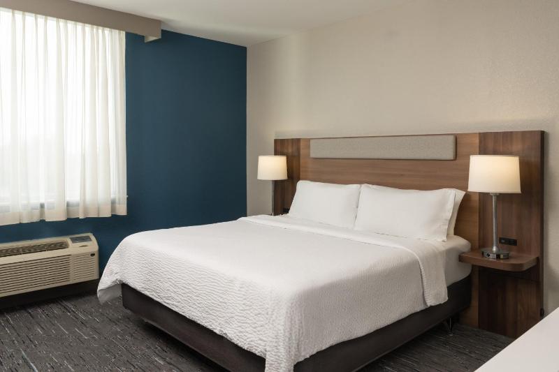 Standard Room image 2