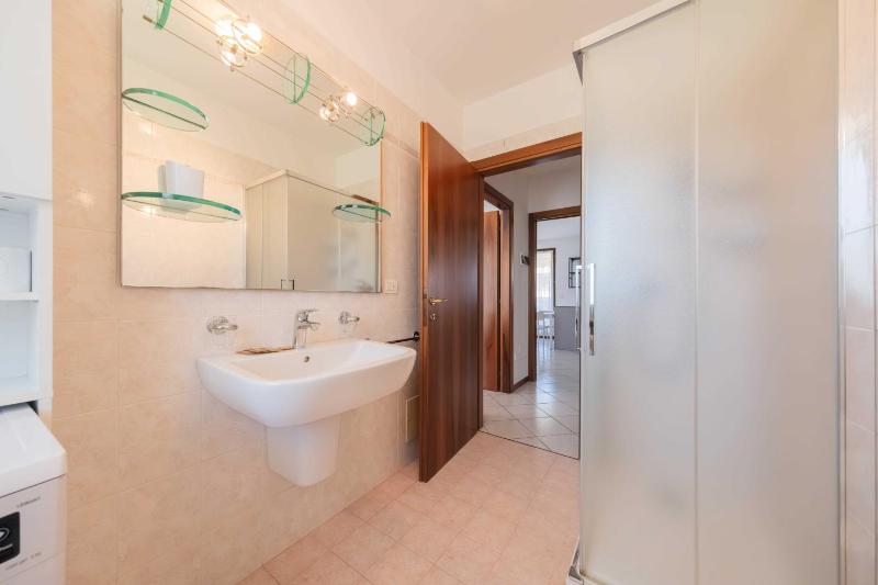 ApartmentsGarda - Residenza Elisabetta 10 - image 16