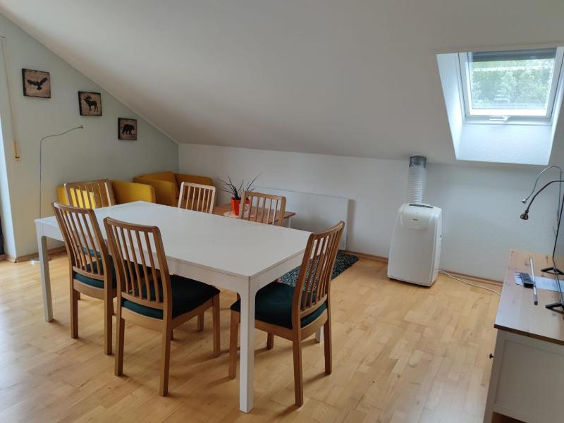 Double Room with Shared Bathroom image 4