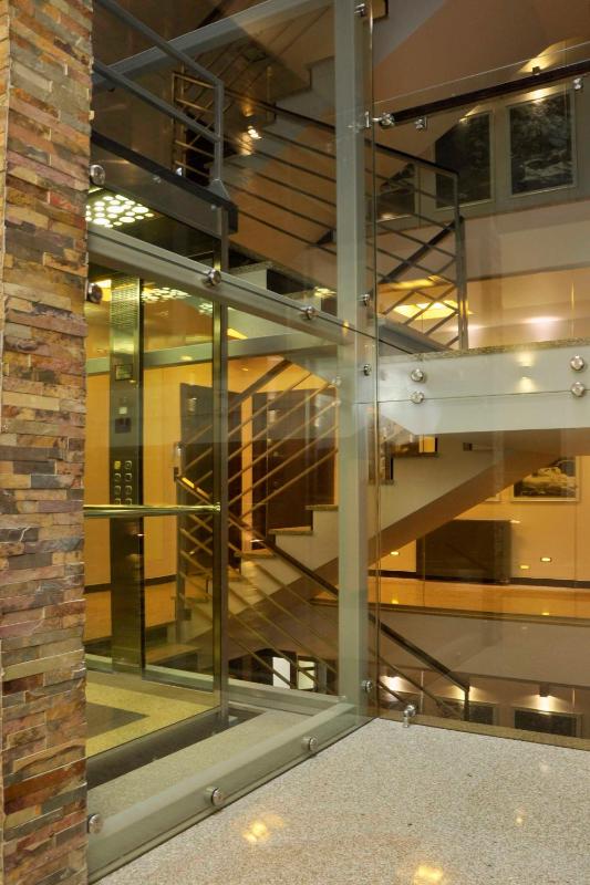Apartamentowiec Panorama Gór City Center Family&Pet-friendly - image 24