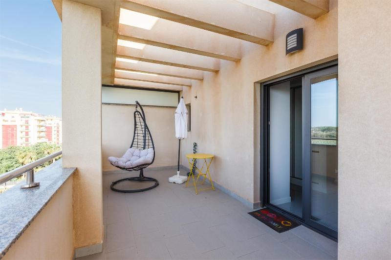 A&N Luxury Penthouse with Panoramic Terrace & Pool - image 21