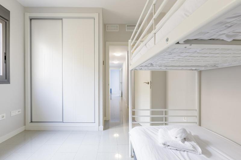 A&N Luxury Penthouse with Panoramic Terrace & Pool - image 46