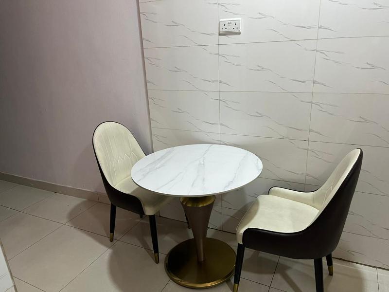 3bedroom with PS5 24hrs light Netflix in Cromwell estate Chevron lekki - image 10