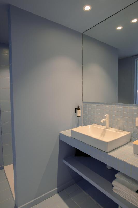 The Blue Room image 4