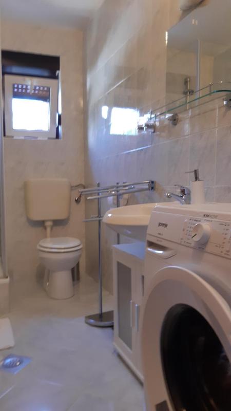 Apartment Zdravka - image 9