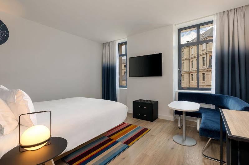 Aloft by Marriott Dijon - image 3