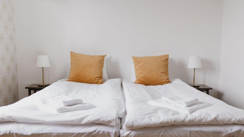 Double Room image 2