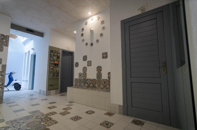 Hostal Gravina - image 18